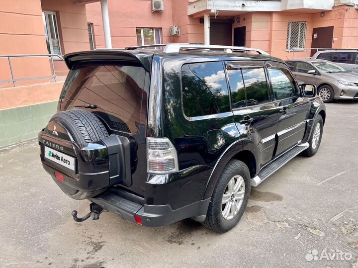 Mitsubishi Pajero 3.2 AT, 2010, 199 000 км