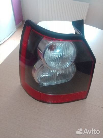Фонарь задний левый на Land Rover Freelander 2