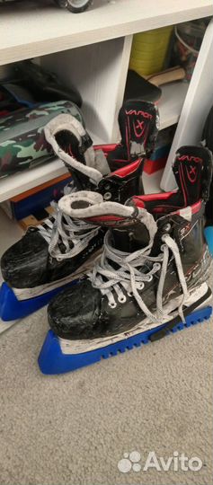 Коньки хоккейные 43 размер