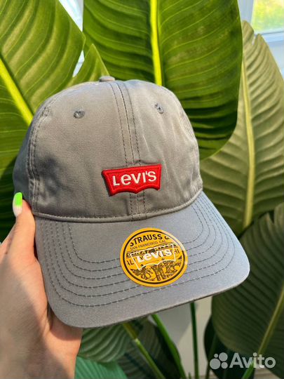 Кепка бейсболка Levis в ТЦ Дом Мод