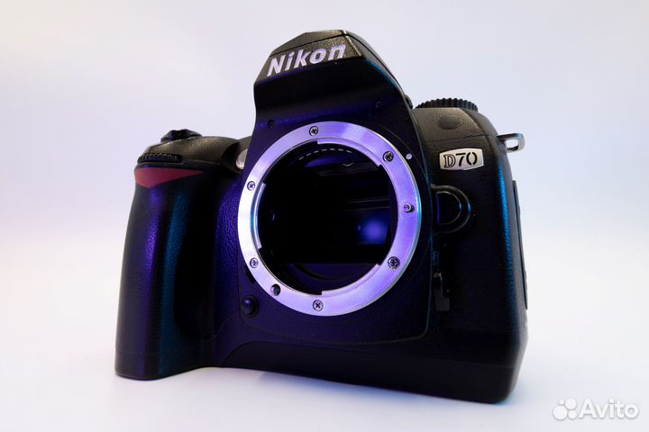 Зеркалки Nikon D200 D70s D80 Canon 400D