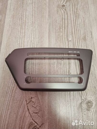 Штатная магнитола на kia rio 3