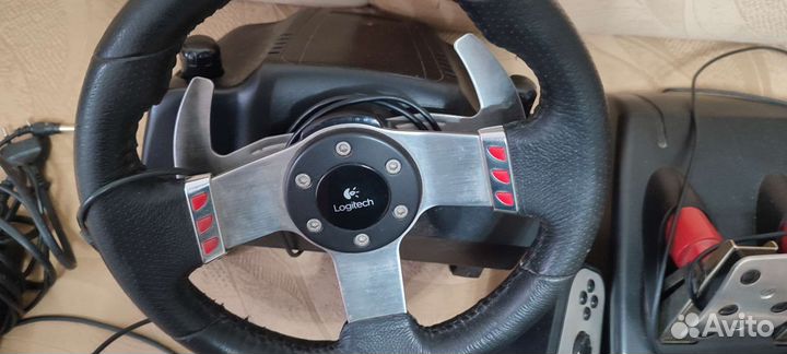 Игровой руль logitech g27