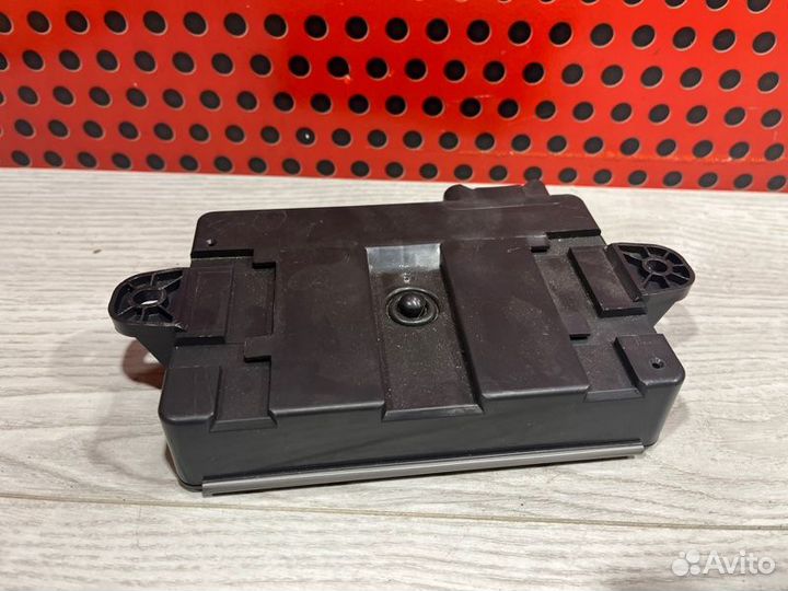 Блок управления центральным замком Land Rover