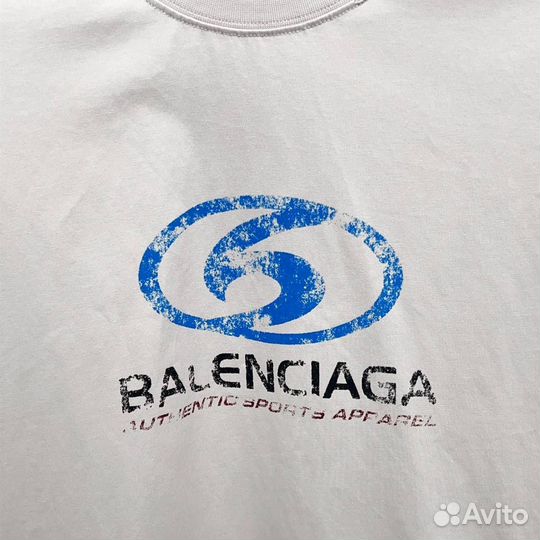 Свитшоты Balenciaga