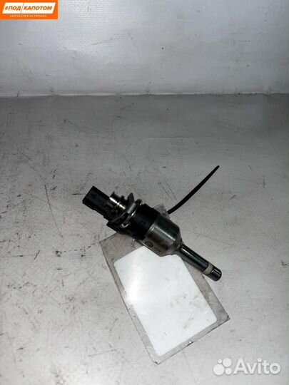 Форсунка топливная Volkswagen Polo 5 2012