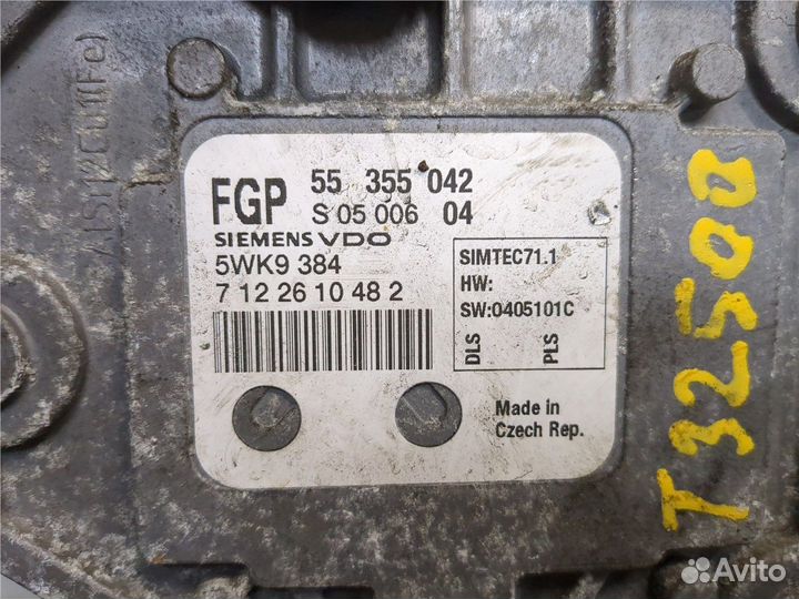 Блок управления двигателем Opel Tigra, 2009