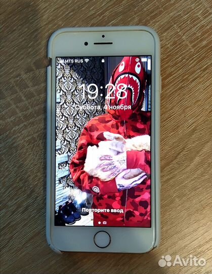 iPhone 8, 64 ГБ