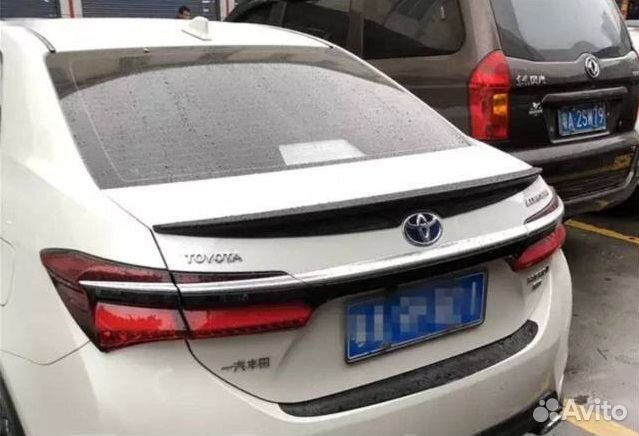 Спойлер/857/ Toyota Corolla (12-17) + Козырек