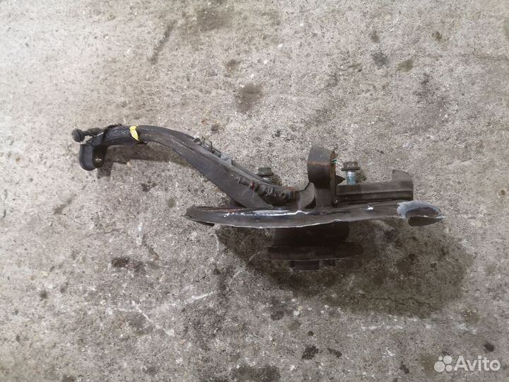 Ступица кулак передний левый Porsche Cayenne