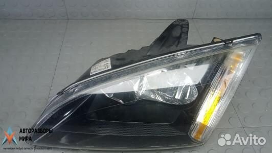 Фара левая Ford Focus 2 рест. 2007