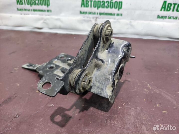 Кронштейн блока ABS Volkswagen Polo