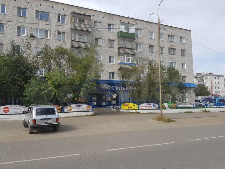 Торговое помещение, 1462 м²