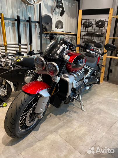 Новый Triumph Rocket 3 GT