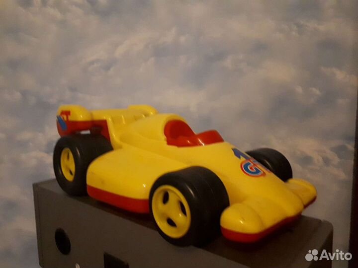 Машина гоночная