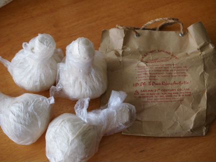 Травяные мешочки для массажа