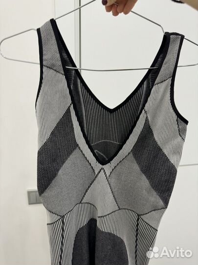 Спортивный комбенизон и купальник oysho