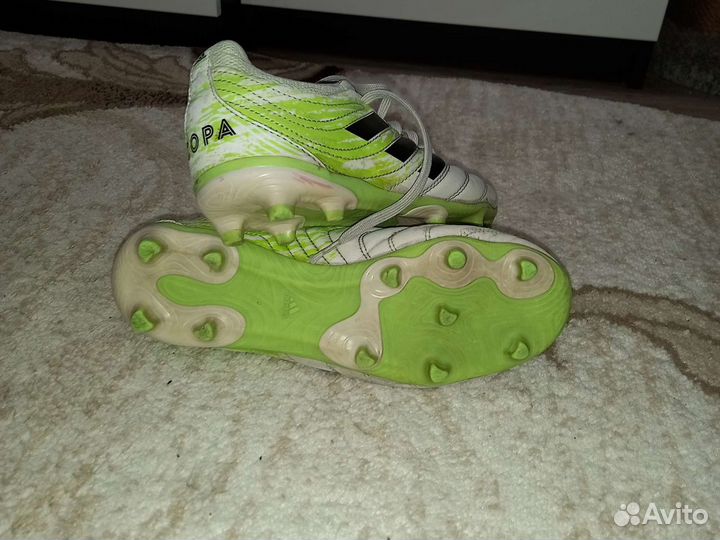 Футбольные бутсы adidas copa