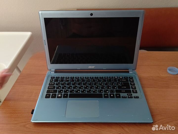 Acer v5-471(i3-2365m/12gb озу/120 ssd/320 hdd)