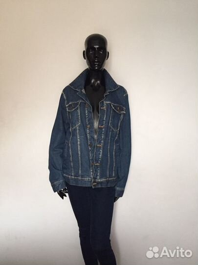 Джинсовая куртка