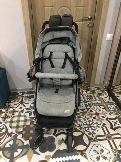 Прогулочная коляска britax romer