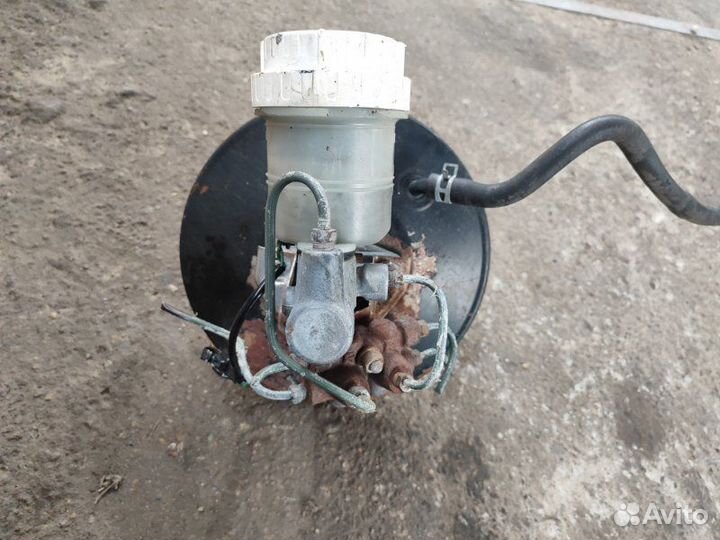 Вакуумный усилитель тормозов Mitsubishi Galant