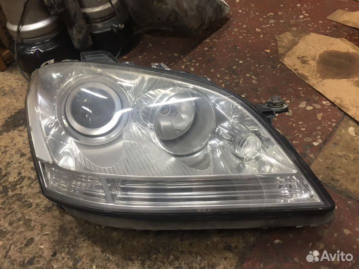 Фара передняя левая мерседес ML W164