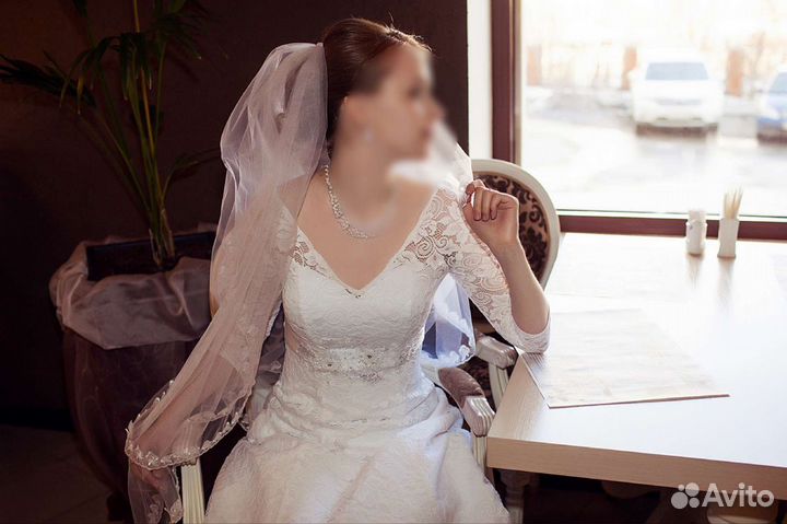 Свадебное платье