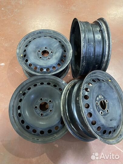 Штампованные диски r16 на фокус 3