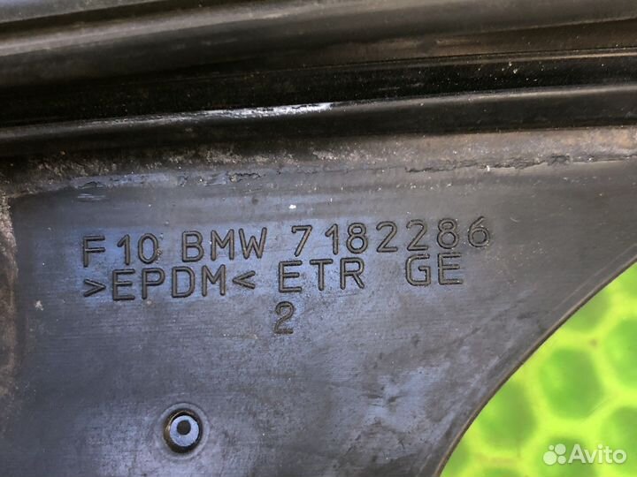 Уплотнитель двери верхний Bmw 5-Series F10