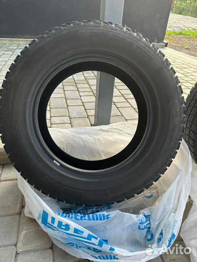 Headway Polarstar 215/65 R16
