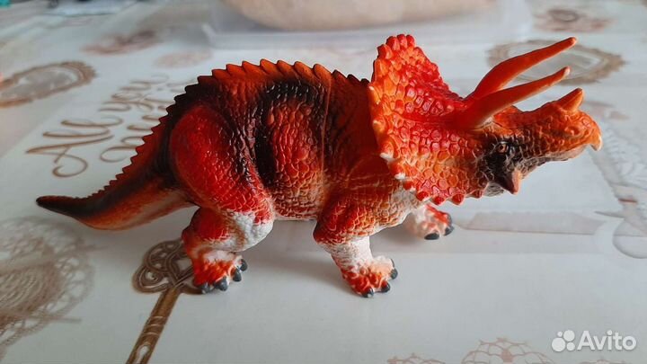 Динозавры фигурки