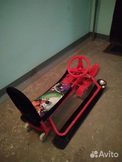 Снегокат ZooCosmiс SnowComet с колесиками красный