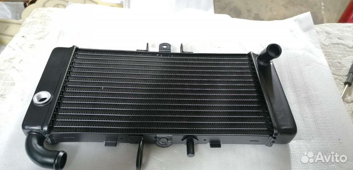 Радиатор CB 400 sf