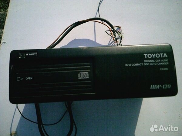 Автоматический чейнджер компакт диска Toyota 8/12