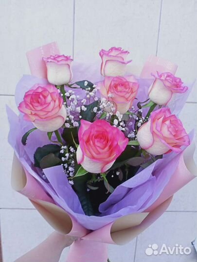 Доставка цветов и букетов