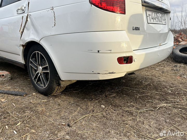 Задний бампер priora универсал