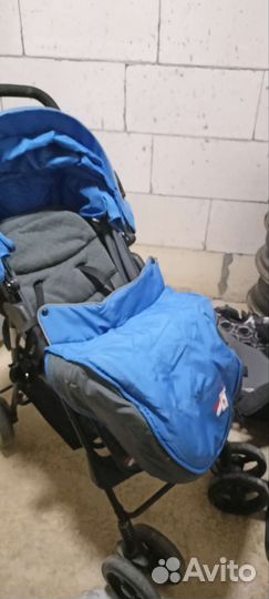 Прогулочная коляска