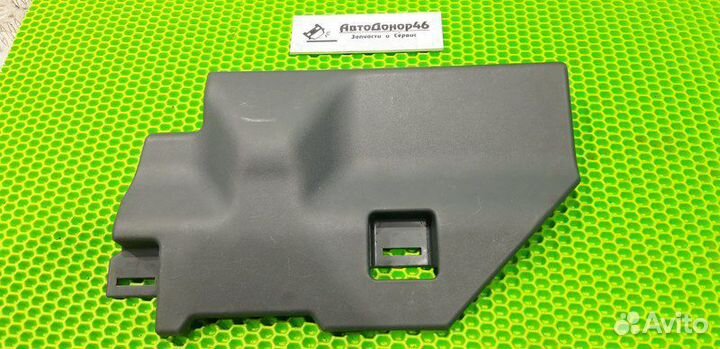 Накладка торпеды над ногами пассажира Almera B10