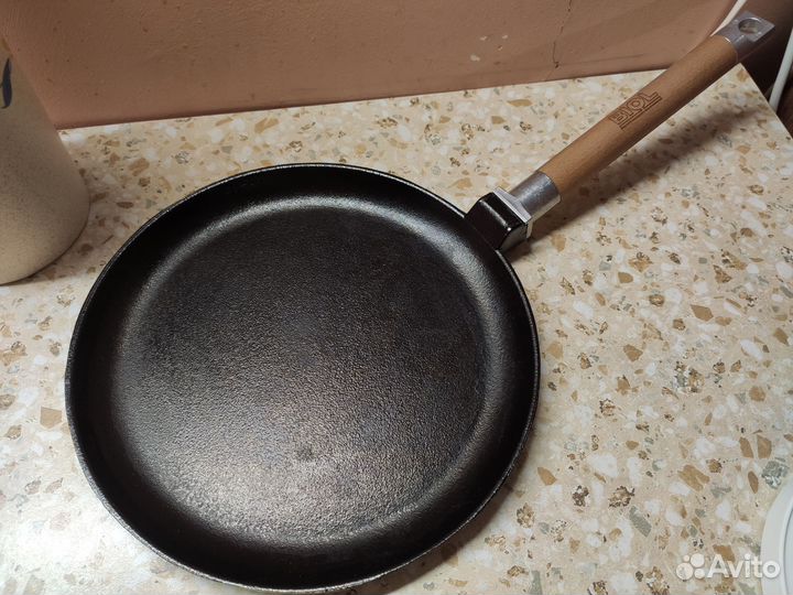 Сковорода чугунная блинная