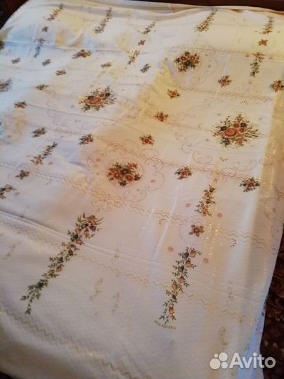 Покрывало и 2 наволочки с люрексом