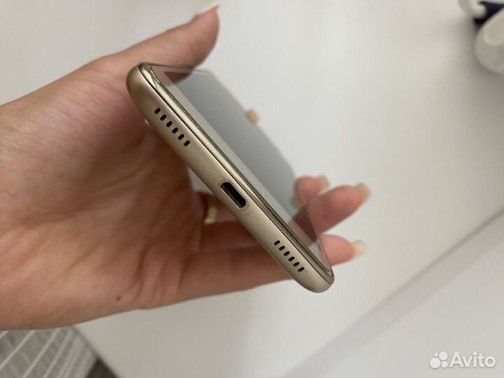 HUAWEI Y5, 8 ГБ