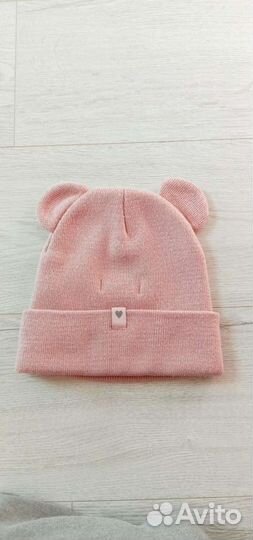 Шапка женская розовая с ушками