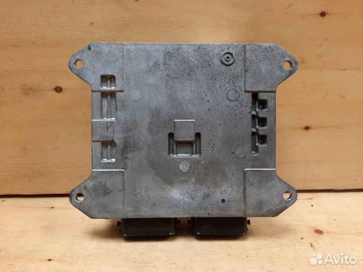 Блок управления двс mazda axela