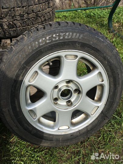 Колеса r15 с зимней резиной Bridgestone