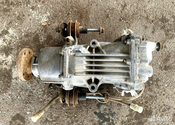 Редуктор задний Рено Дастер 1.6 102 бензин механик