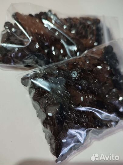 Пайетки черные и серебряные