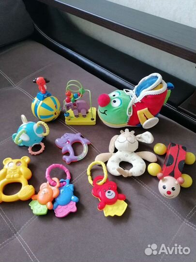 Развивающие игрушки для малышей