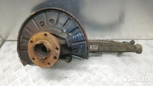 Ступица передняя правая audi Q7 (7UK03N901)