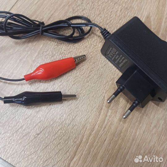 Мини зарядка для акб скутера